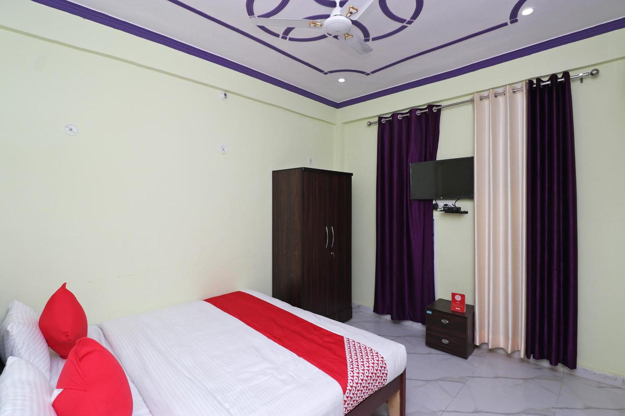 โอโย 30897 ศรีศยม ลอว์น แอนด์ รีสอร์ต Hotel Sitapur  ภายนอก รูปภาพ